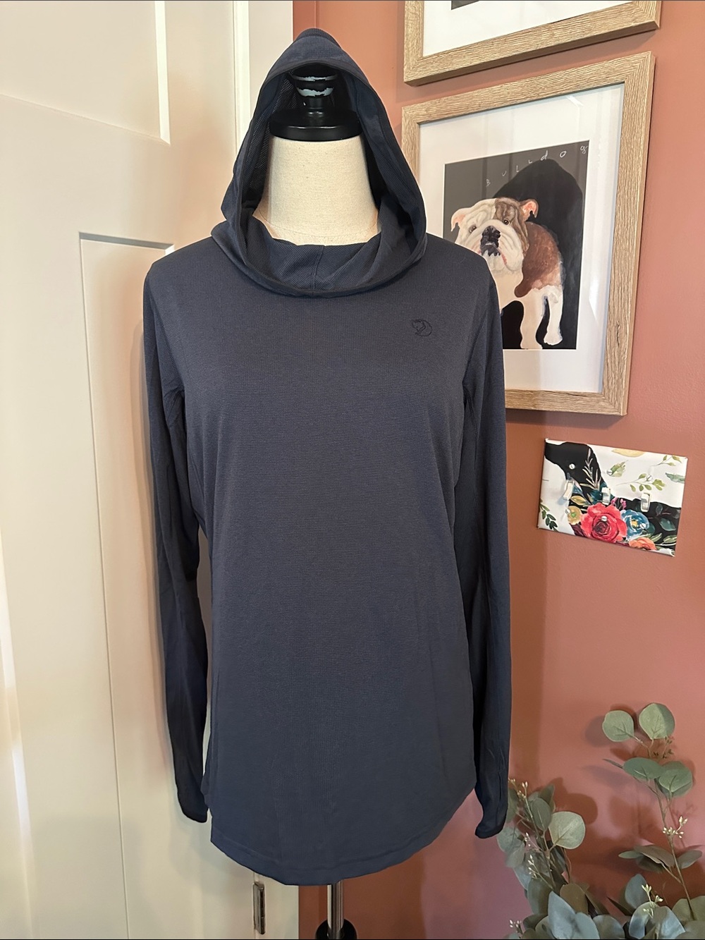 Fjallraven women’s Abisko Sun Steel Blue M Long-Sleeve Hooded Performance Top